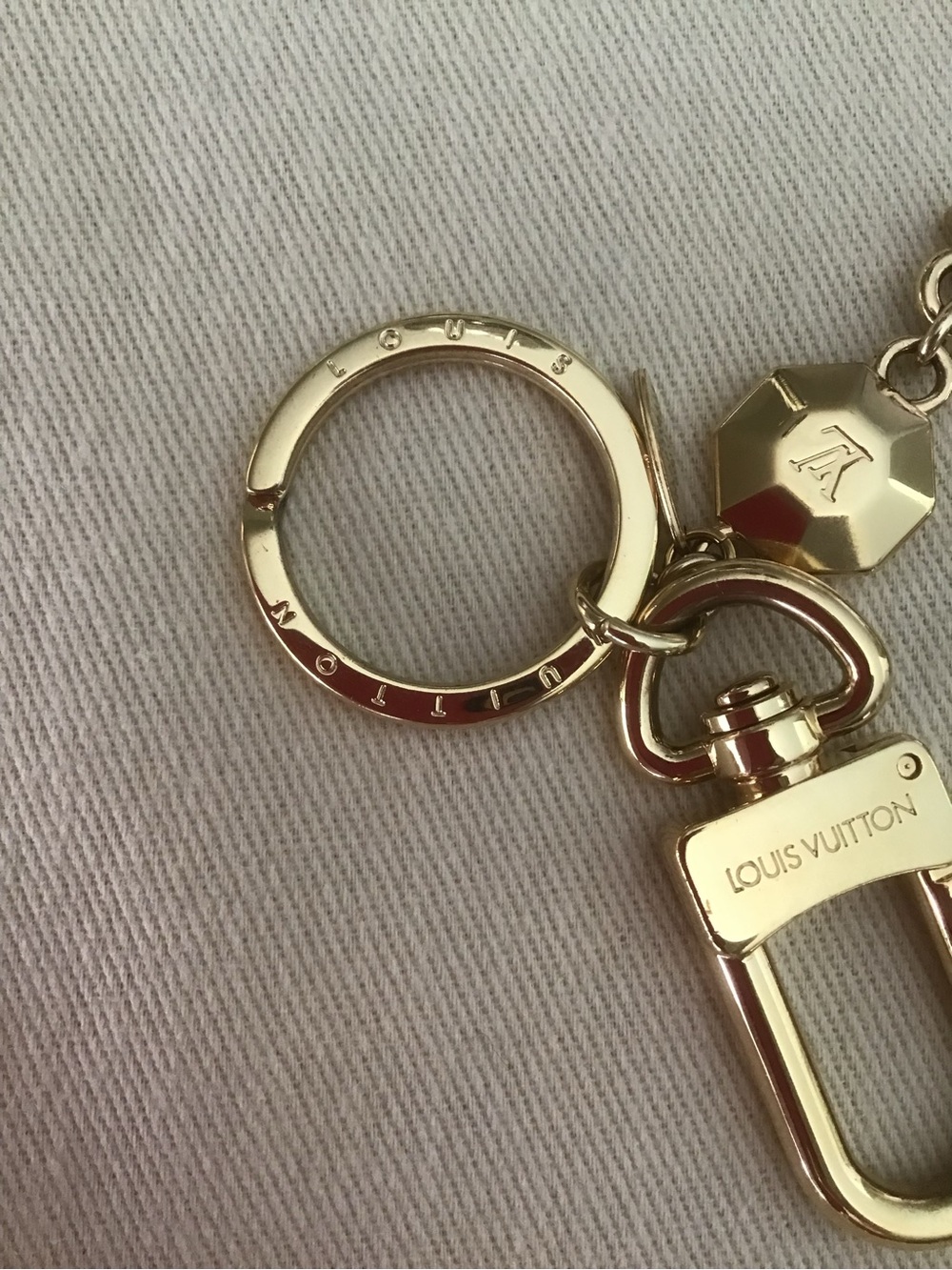 Preloved Louis Vuitton Facettes Bag Charm/ Key Holder - Picture 7 of 11